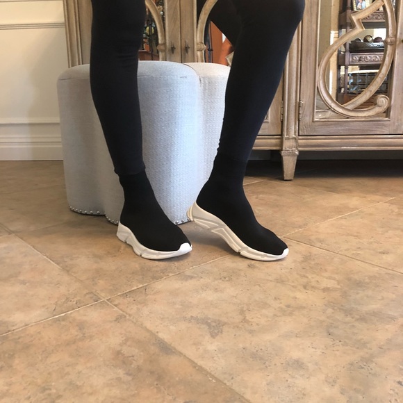 steve madden bitten sneakers